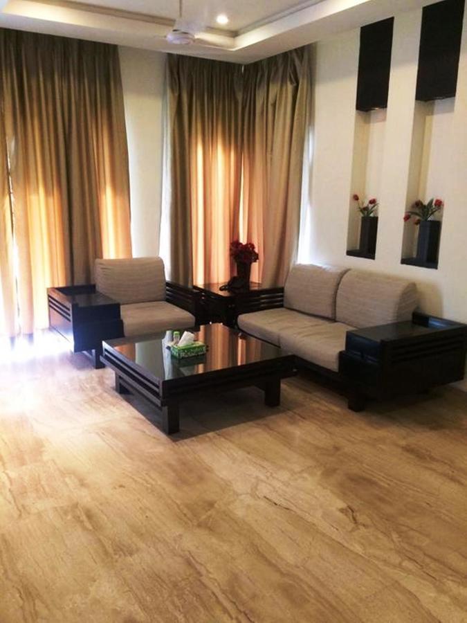 Hotel Vipul Grand Gurgaon Buitenkant foto
