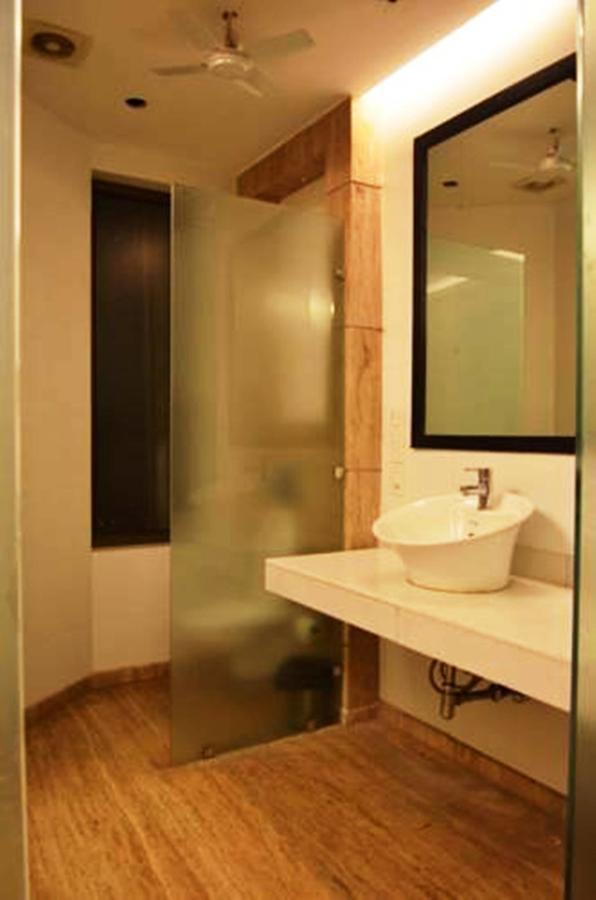 Hotel Vipul Grand Gurgaon Buitenkant foto