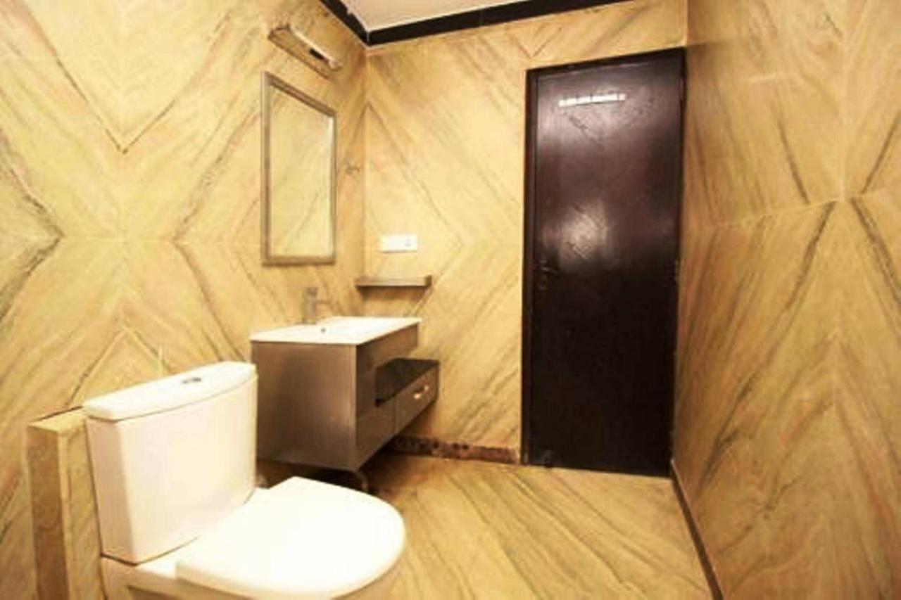 Hotel Vipul Grand Gurgaon Buitenkant foto